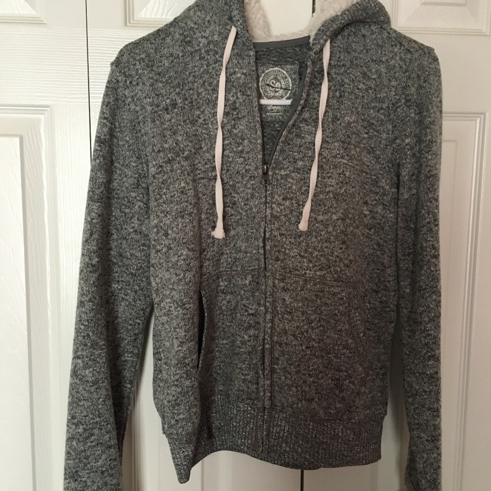 Large Gray marled sweater with hood, faux fur rim, zip up